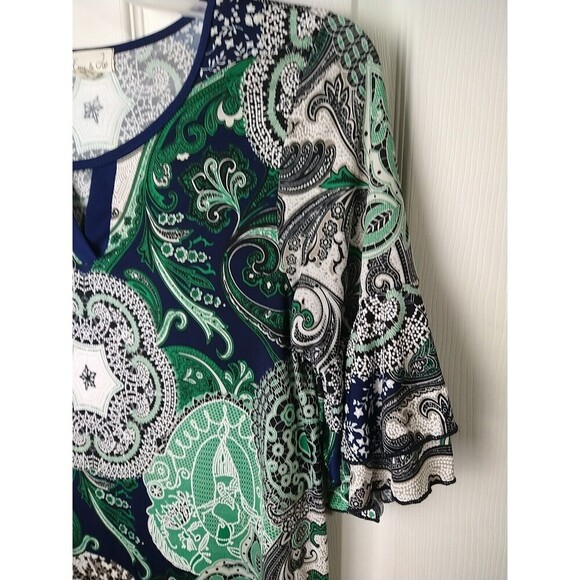 Emi & Joe Short Ruffle Sleeve V Neck Art To Wear Blouse. Size S - Picture 3 of 9